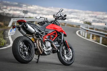 Ducati Hypermotard 950 Static 03 Uc70265 Mid