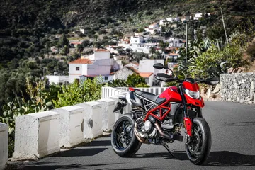 Ducati Hypermotard 950 Static 09 Uc70272 Mid