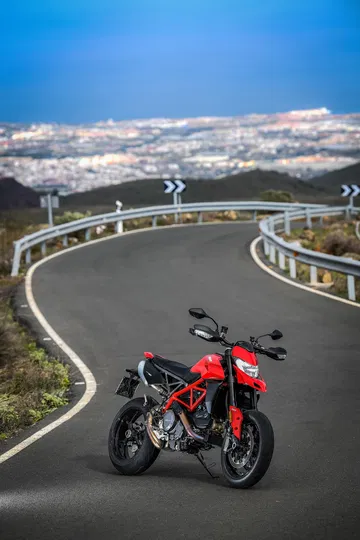 Ducati Hypermotard 950 Static 16 Uc70280 Mid