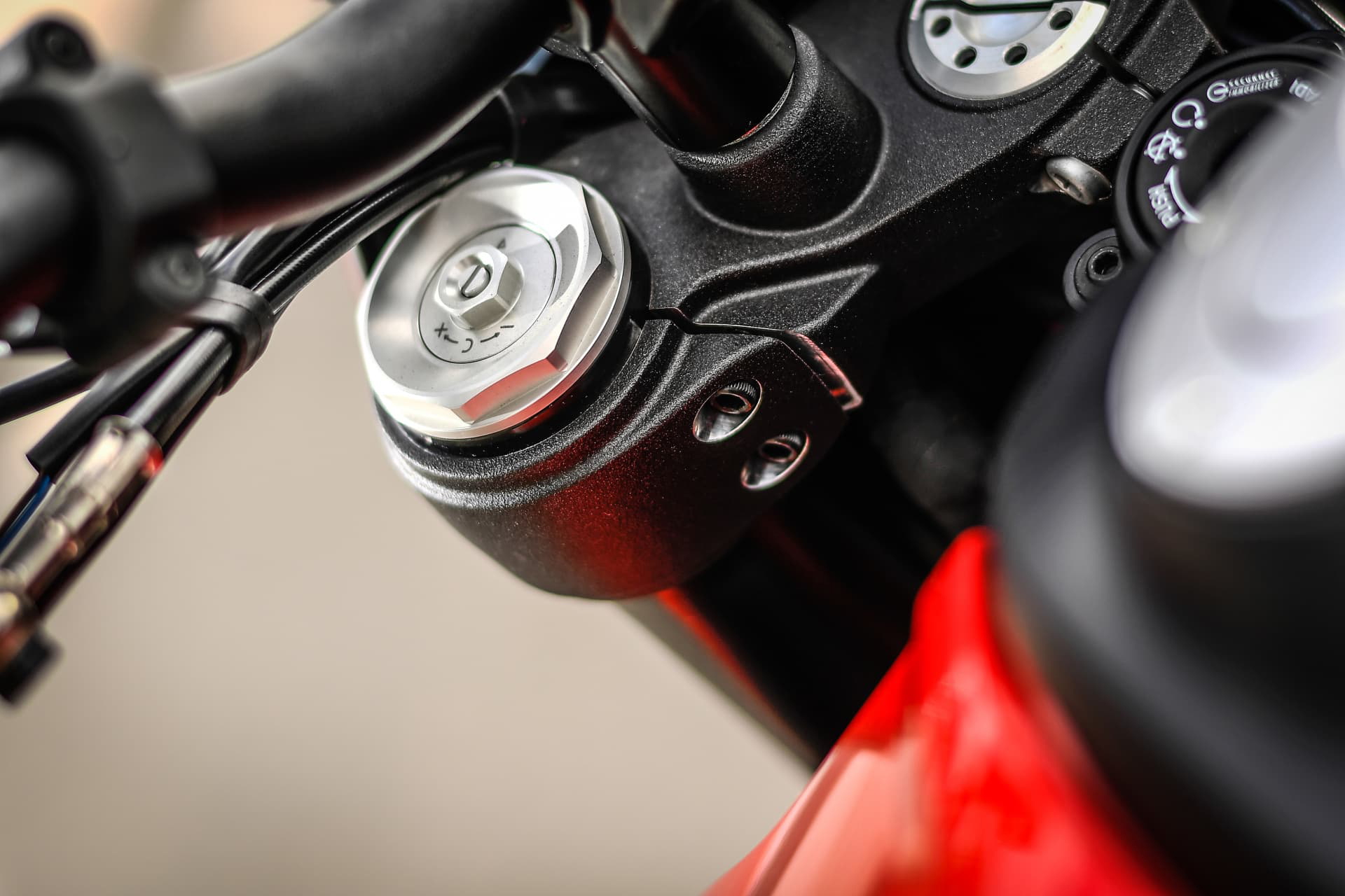 Ducati Hypermotard 950 Static 20 Uc70281 Mid
