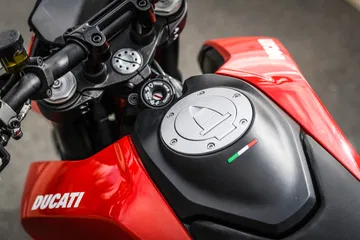 Ducati Hypermotard 950 Static 21 Uc70285 Mid