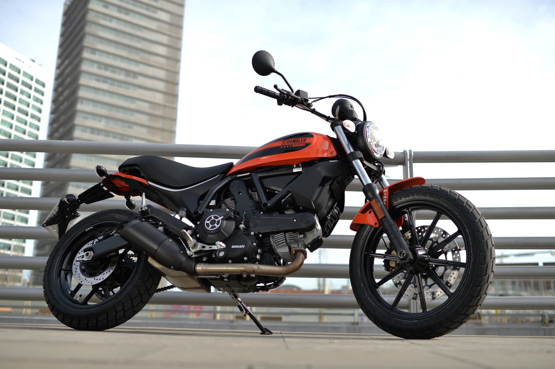 Ducati Scrambler Sixty2 Scrambler23 Uc37338 High