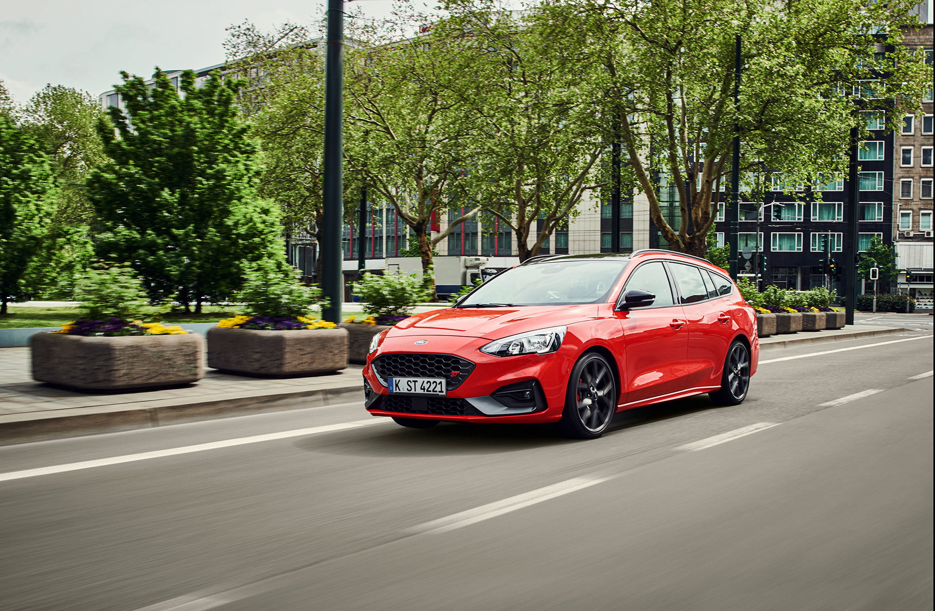 Ford Focus St Sportbreak 2019 01