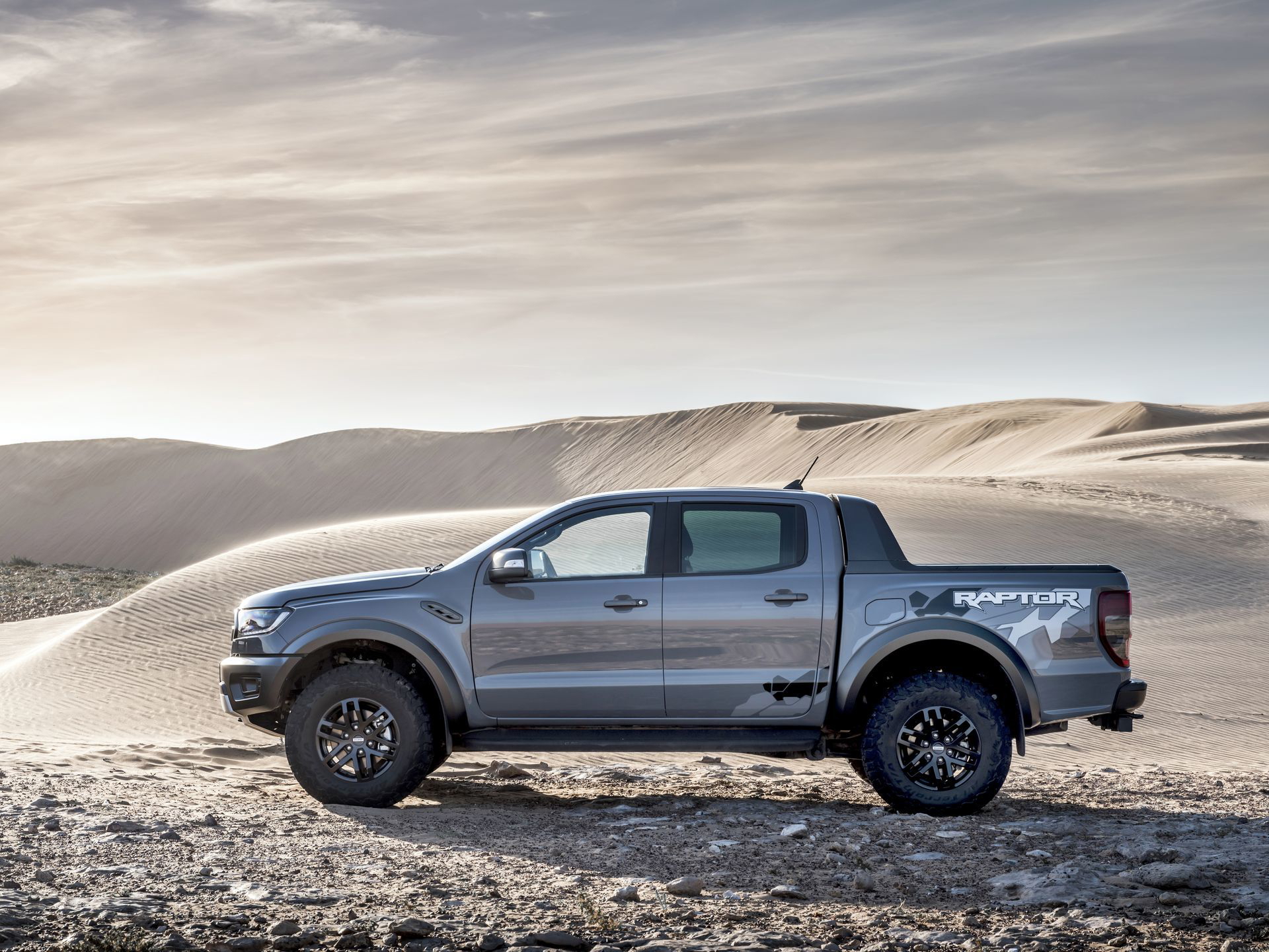 Fotos Ford Ranger Raptor Gris 3