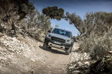 Fotos Ford Ranger Raptor Gris 37