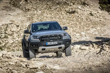 Fotos Ford Ranger Raptor Gris 38