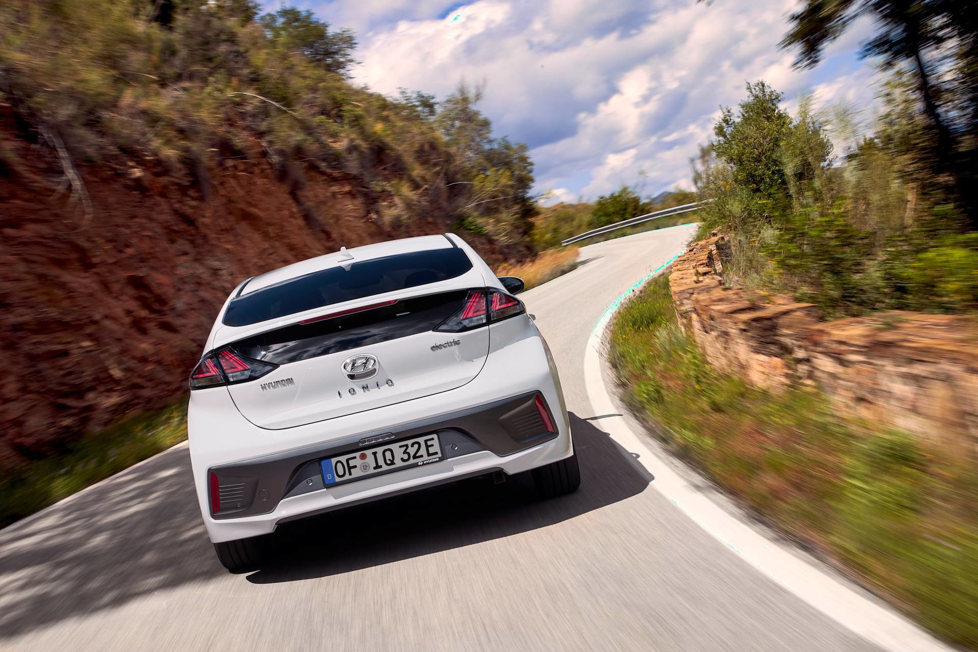 Hyundai Ioniq Electric 2019 11