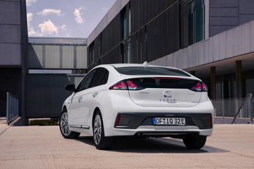 Hyundai Ioniq Electric 2019 3