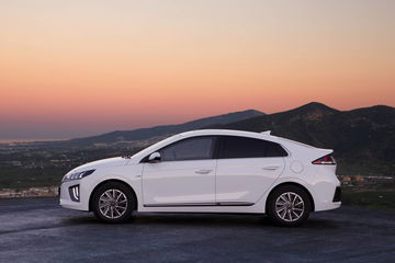 Hyundai Ioniq Electric 2019 5