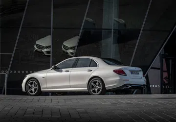 Mercedes E 300 De Diesel Enchufable 2019 11