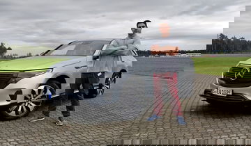 Mercedes Eqc 0519 001