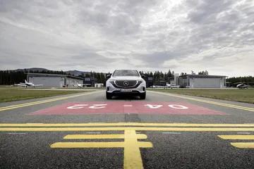 Mercedes Eqc 0519 004
