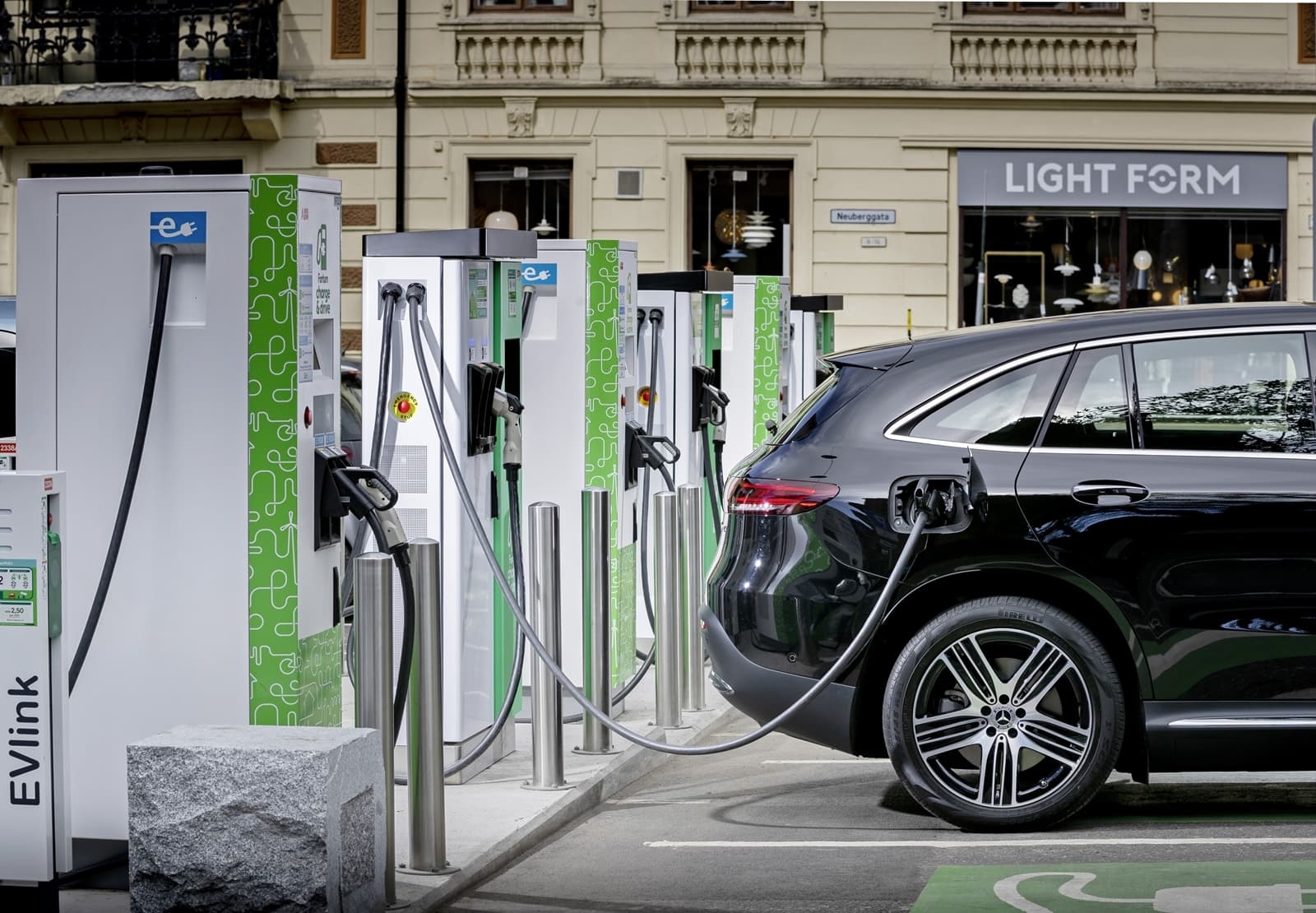 Mercedes Eqc 0519 011