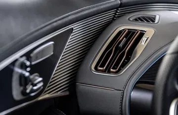 Mercedes Eqc 0519 019