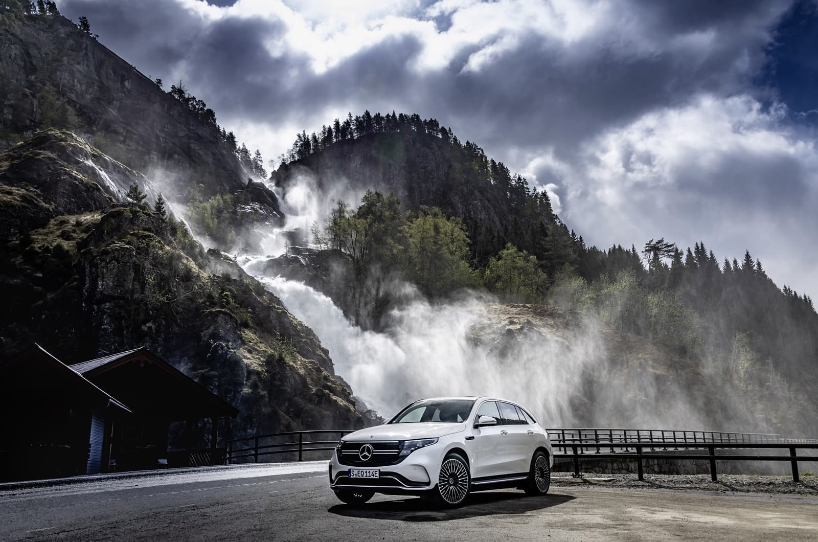 Mercedes Eqc 0519 025