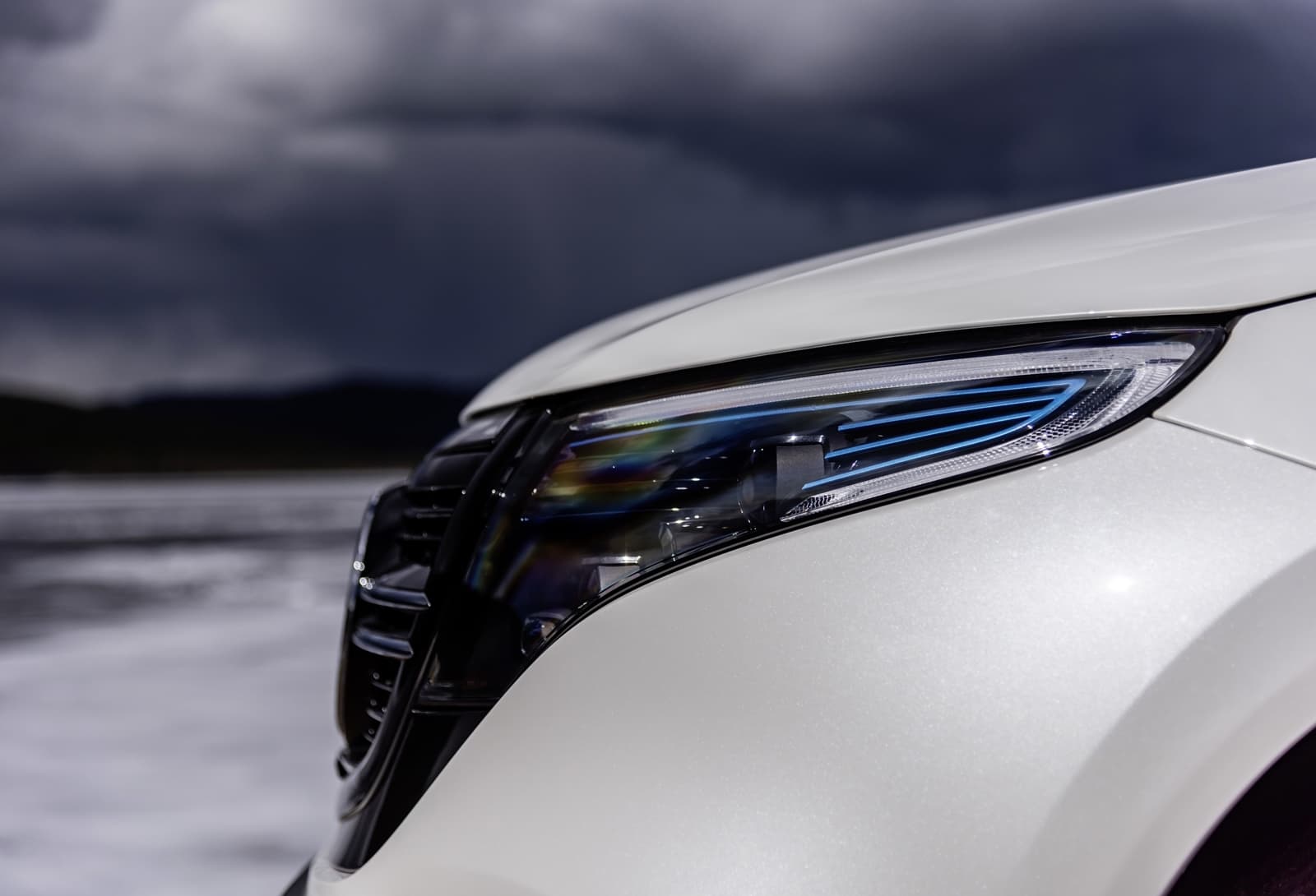 Mercedes Eqc 0519 030