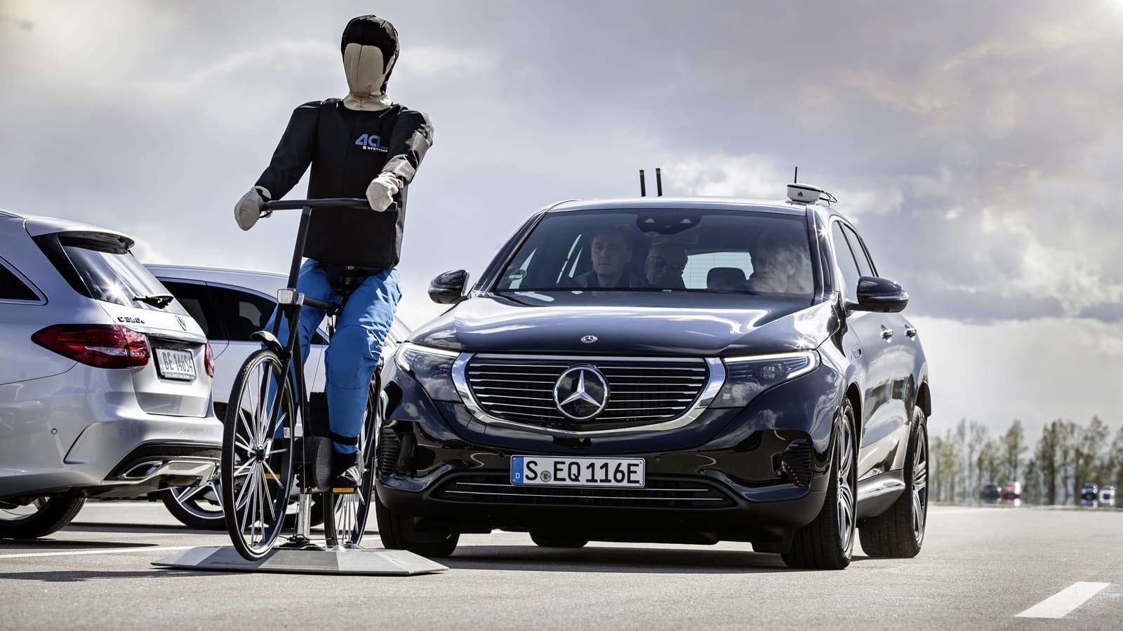 Mercedes Eqc 0519 037