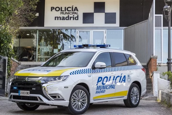 Mitsubishi Outlander Phev Policia Madrid 1