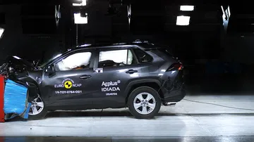 Toyota Rav4 Hybrid Euroncap 04