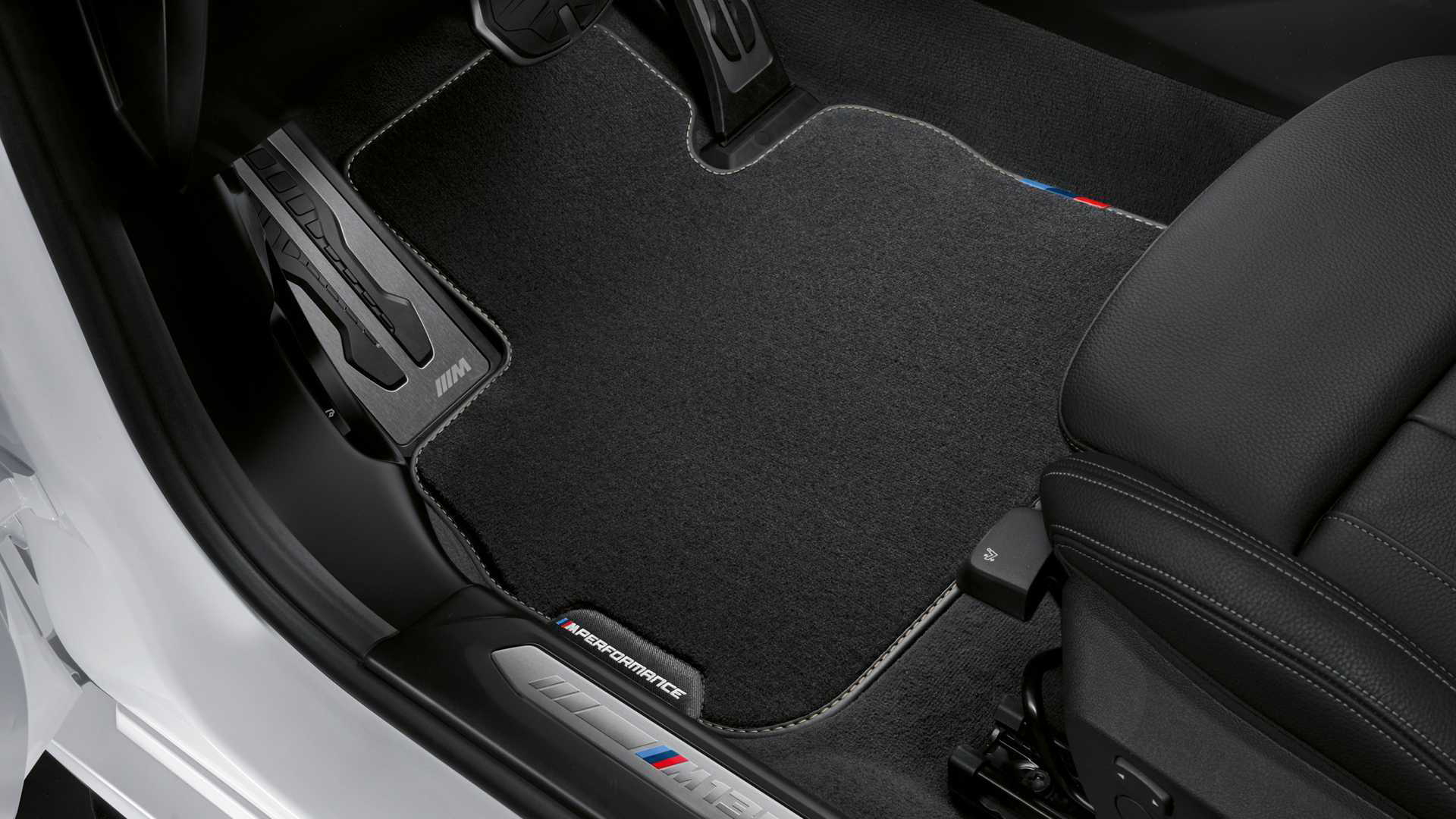 Bmw Serie 1 2020 M135i M Performance Dm 13