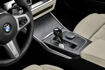 Bmw Serie 3 Touring 2020 10 Interior