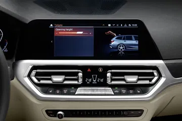 Bmw Serie 3 Touring 2020 7 Interior