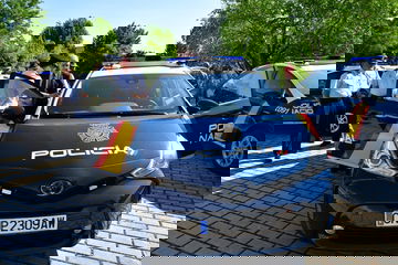 Coche Policia Nacional Dsc 2082 209525