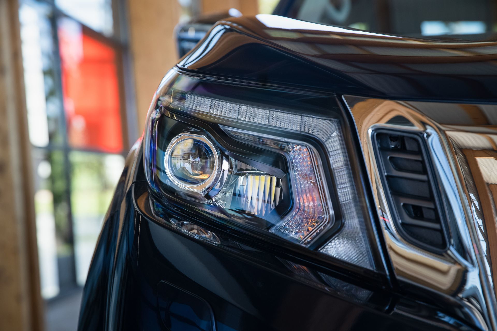 Nissan Navara Double Cab Front Lights