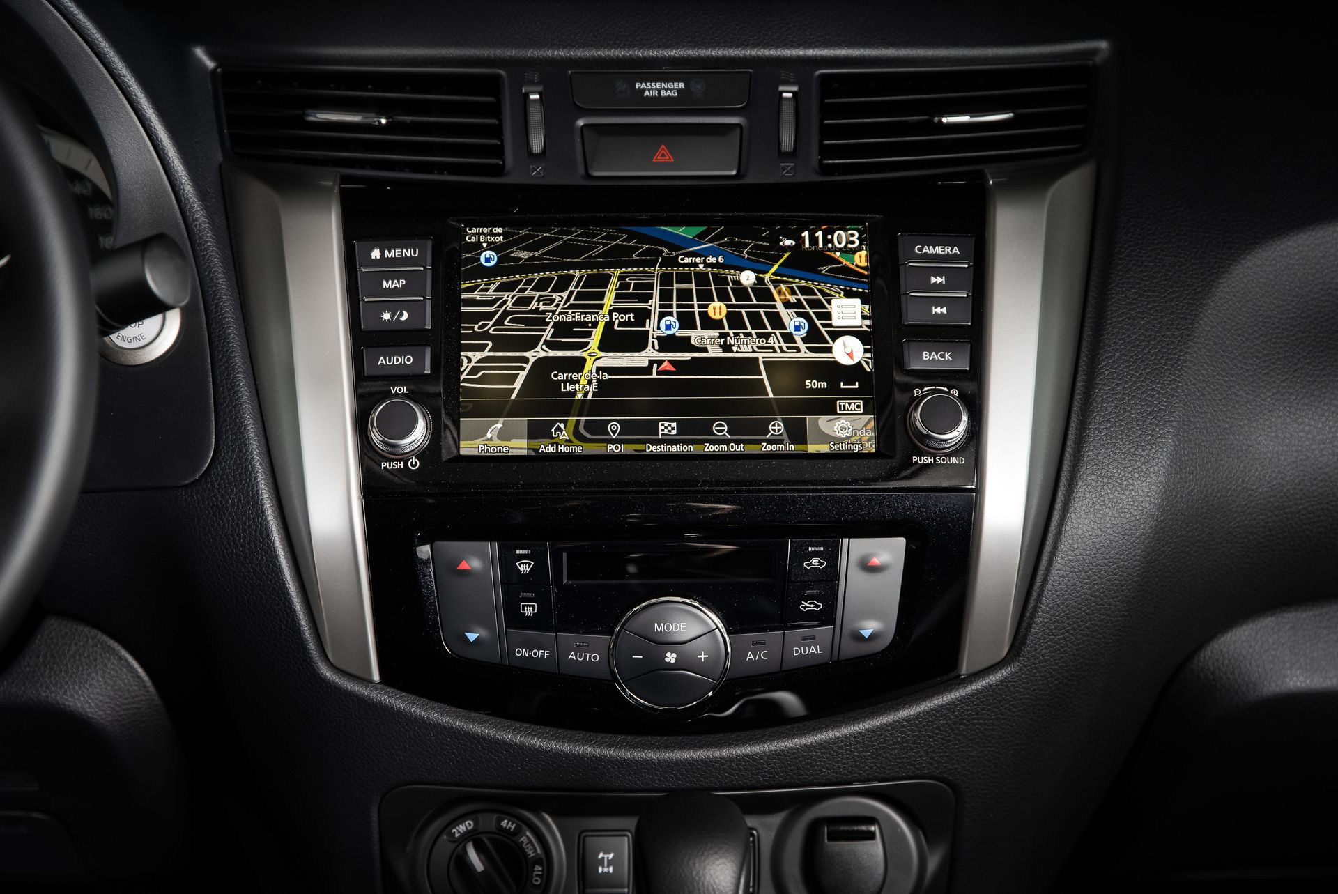 Nissan Navara Double Cab Interior