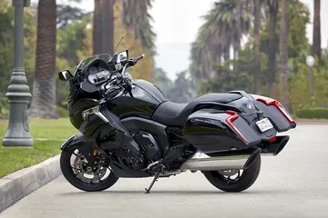 P90241982 Highres Bmw K 1600 B 11 2016