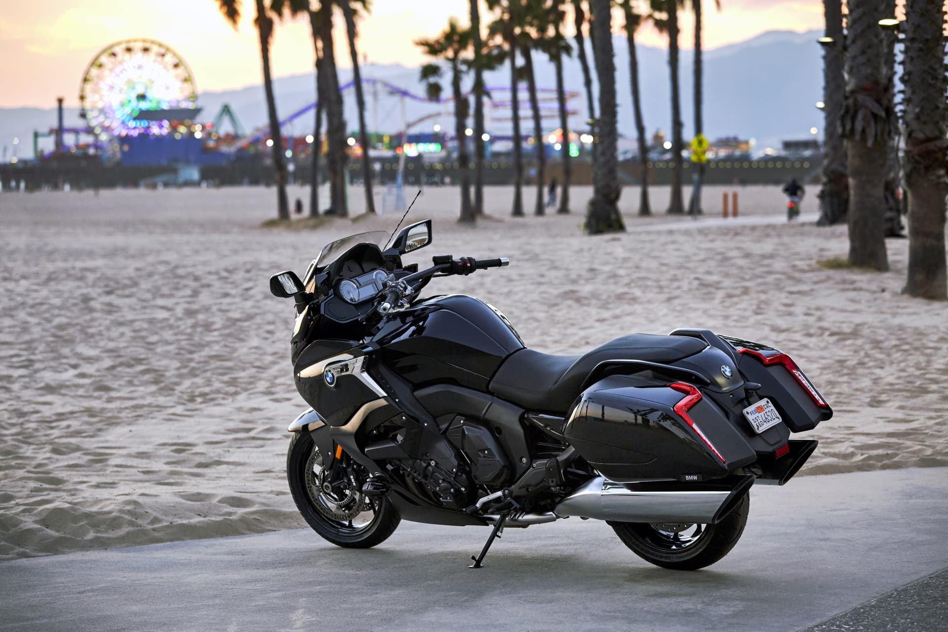 P90242006 Highres Bmw K 1600 B 11 2016