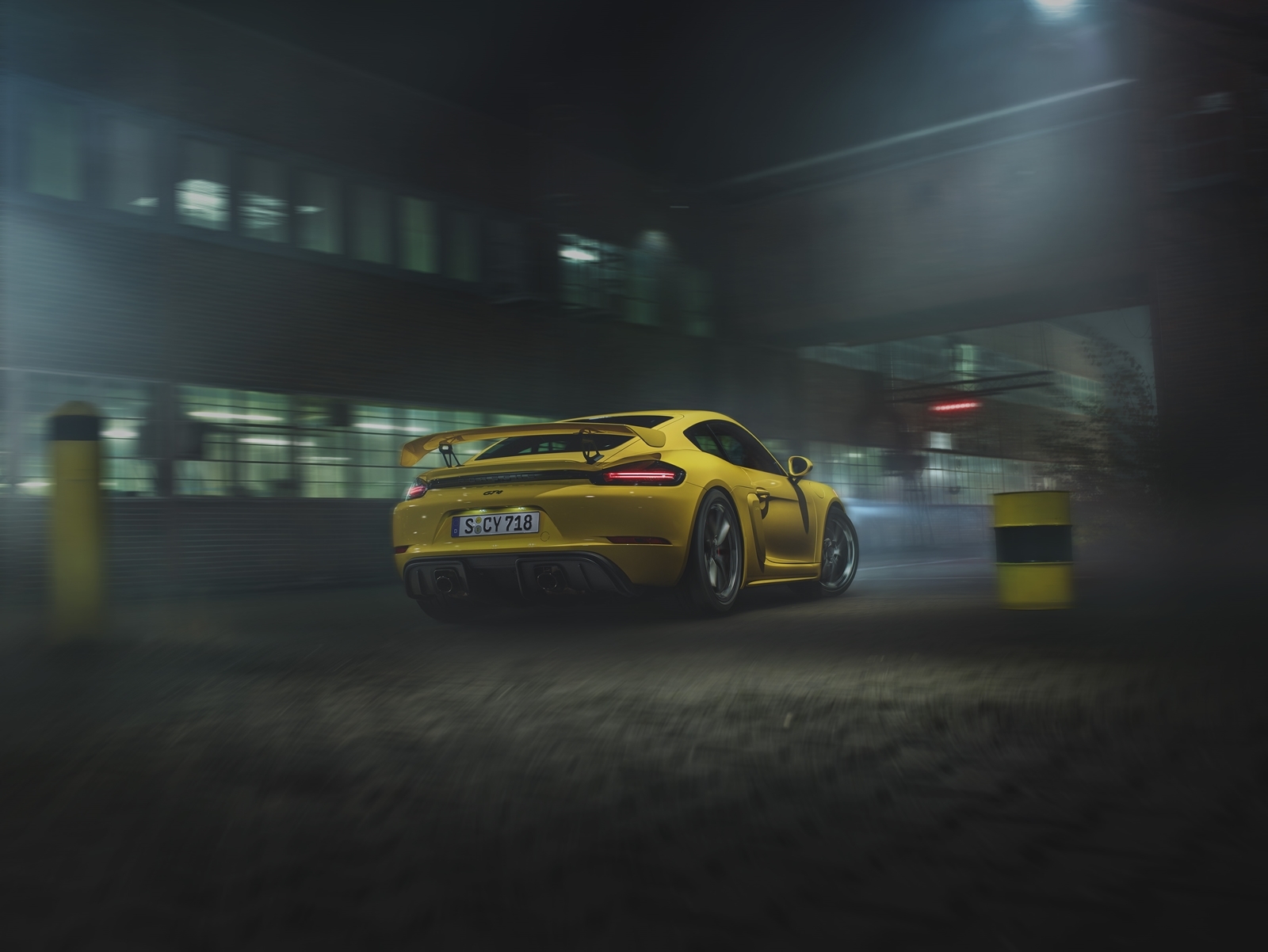 Porsche 718 Cayman Gt4 2019 0619 011