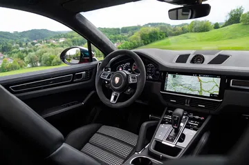 Porsche Cayenne Coupe Prueba Interior1