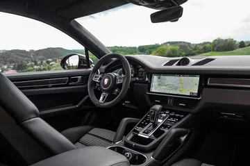 Porsche Cayenne Coupe Prueba Interior2