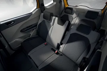 Renault Triber 2019 28