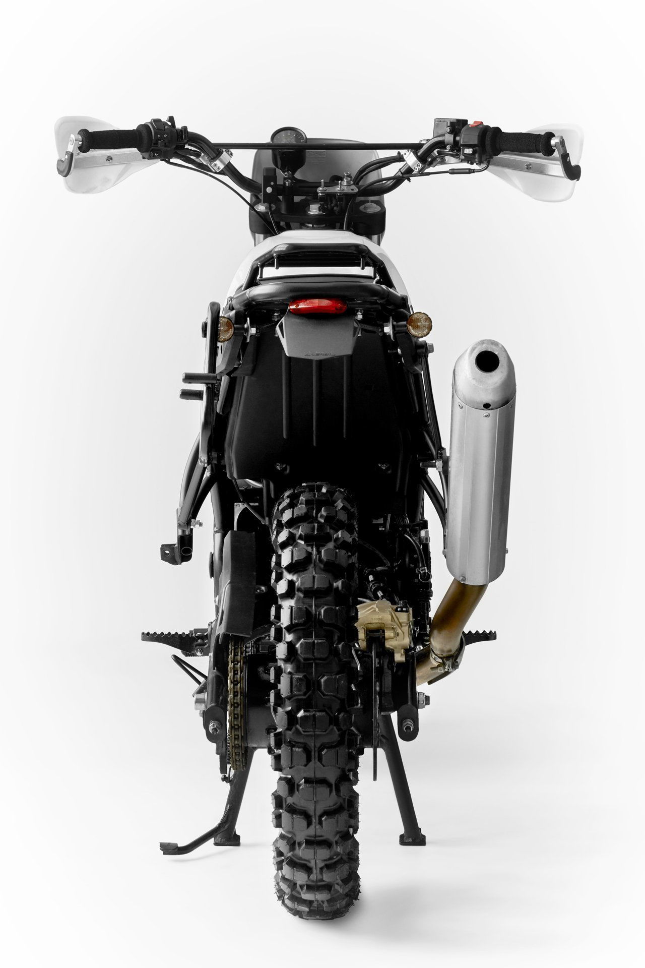 Royal Enfield Fuel Modified Cafe Racer Dm 8