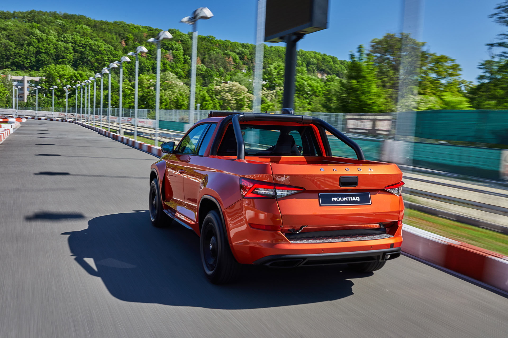 Skoda Mountiaq 2019 Movimiento 07