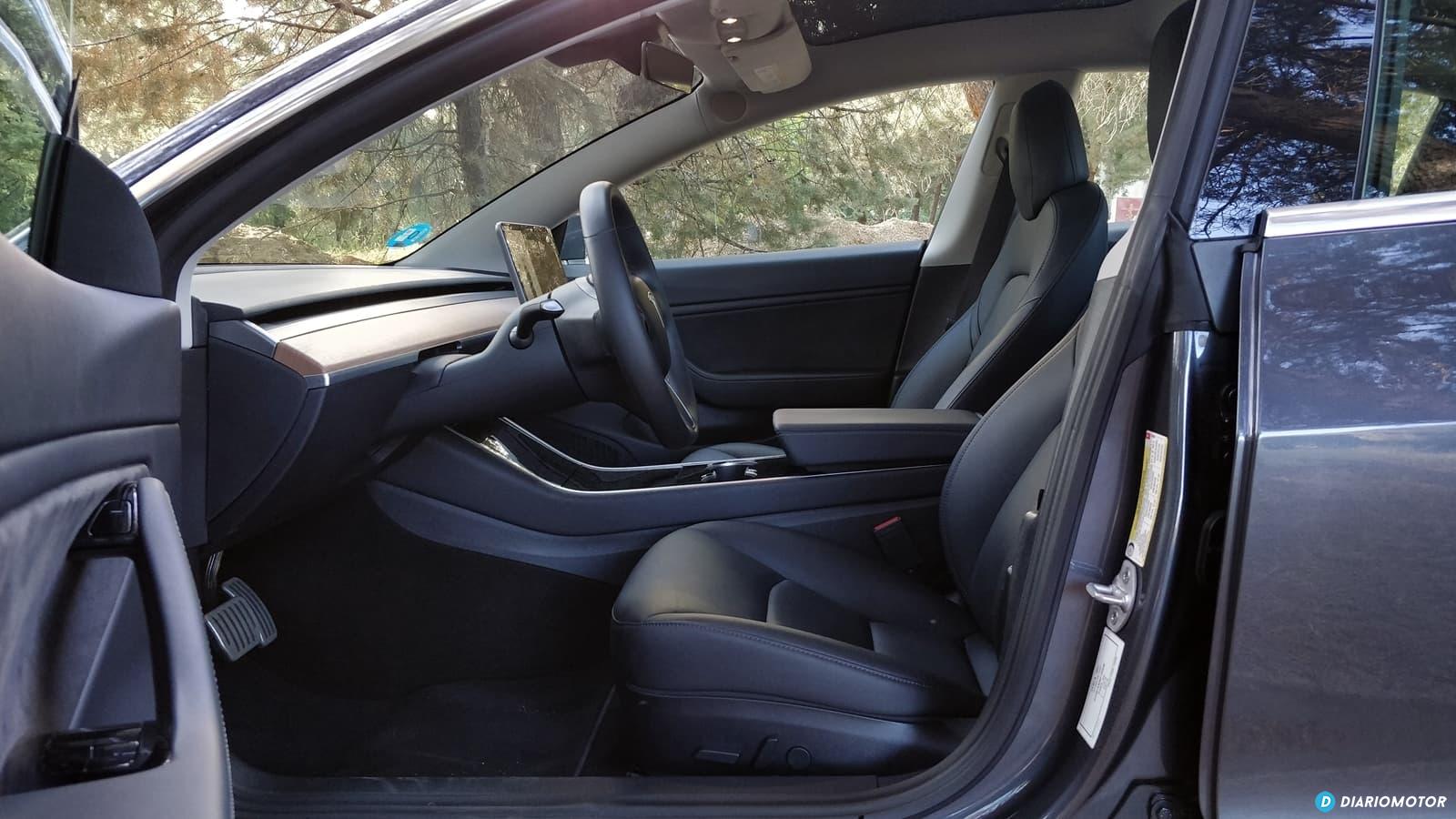 Tesla Model 3 Vs Alfa Romeo Giulia Quadrifoglio 0619 015