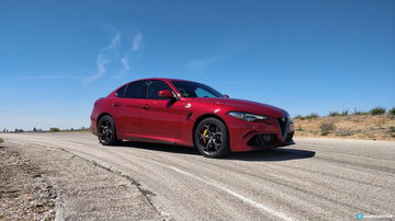 Tesla Model 3 Vs Alfa Romeo Giulia Quadrifoglio 0619 024 