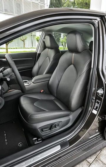 Toyota Camry Hybrid 2019 22