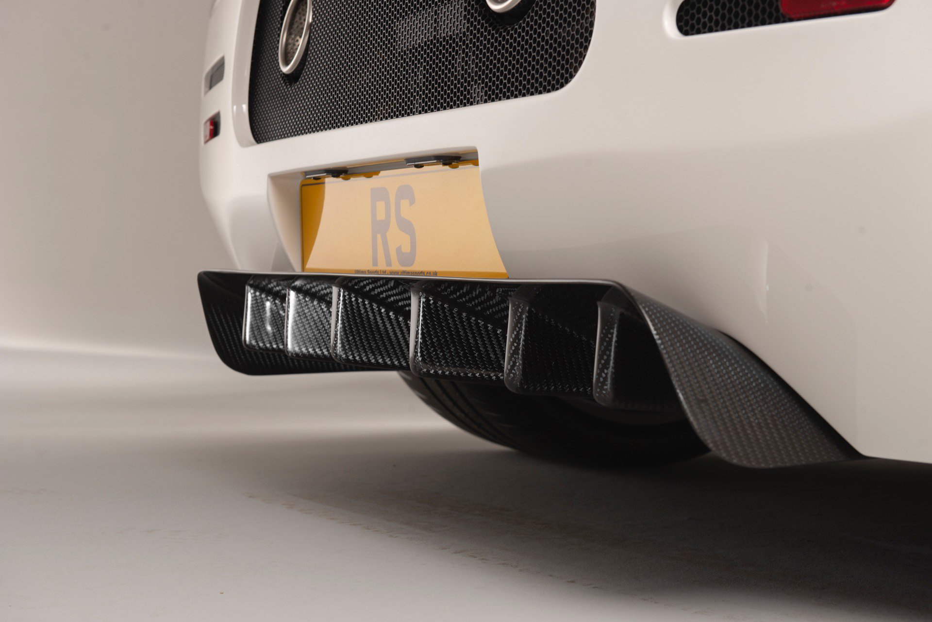 Ultima Rs 2019 23