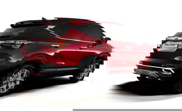 Vista trasera y lateral del KIA Seltos, destacando su diseño dinámico.