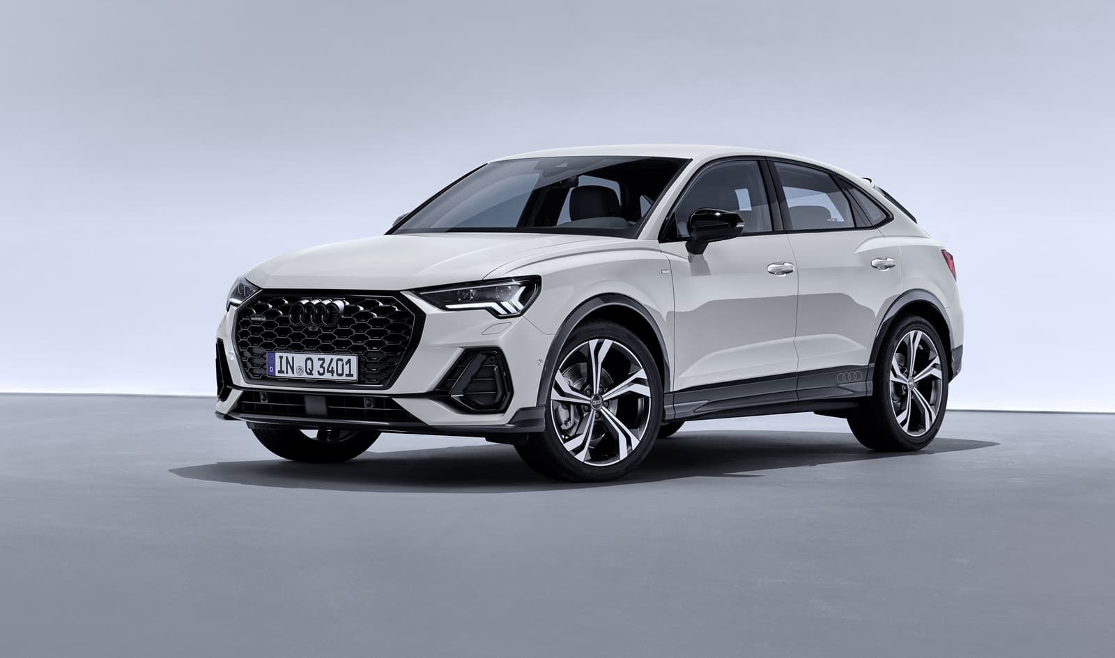 Audi Q3 Sportback 0719 054