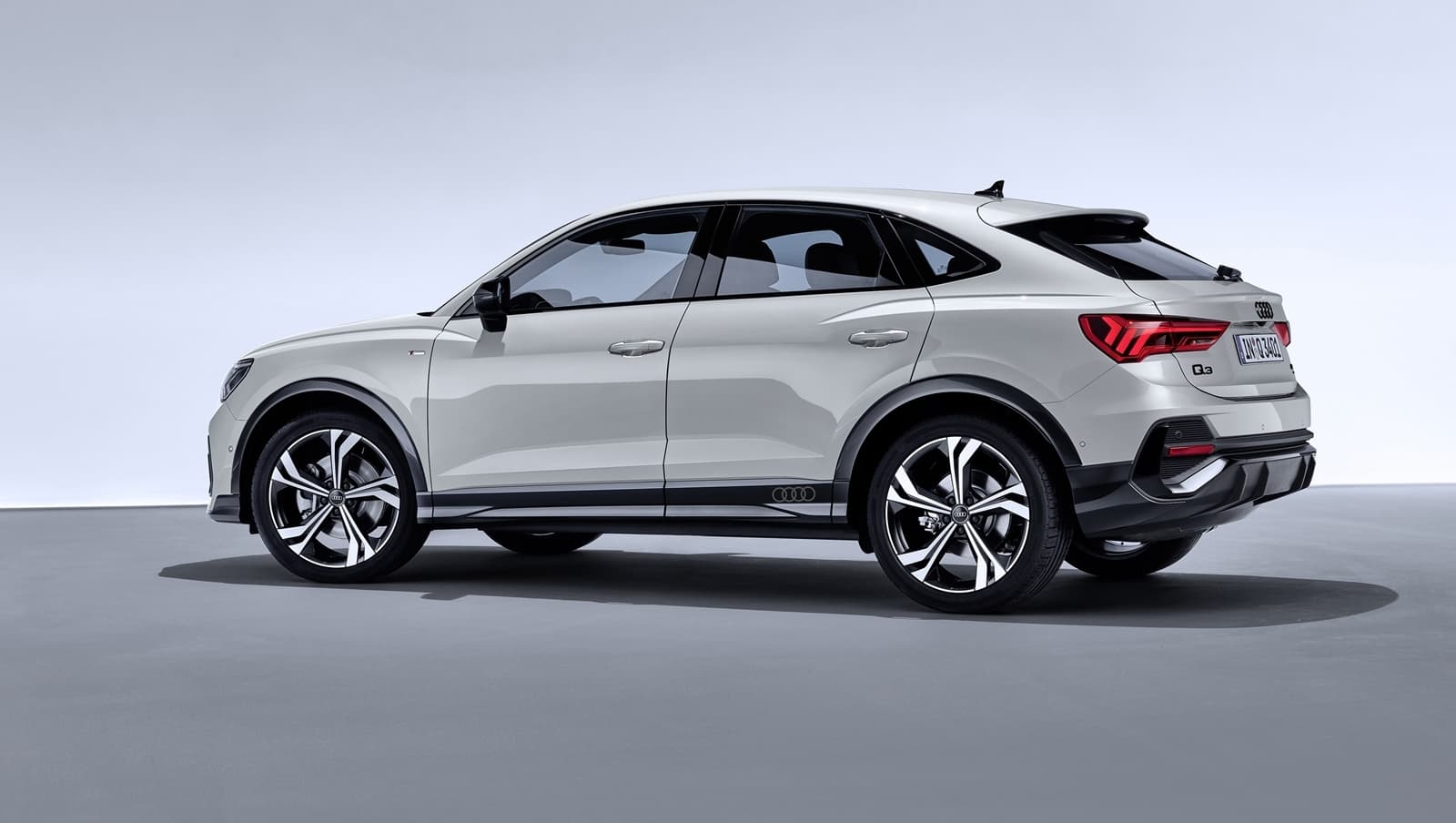 Audi Q3 Sportback 0719 055