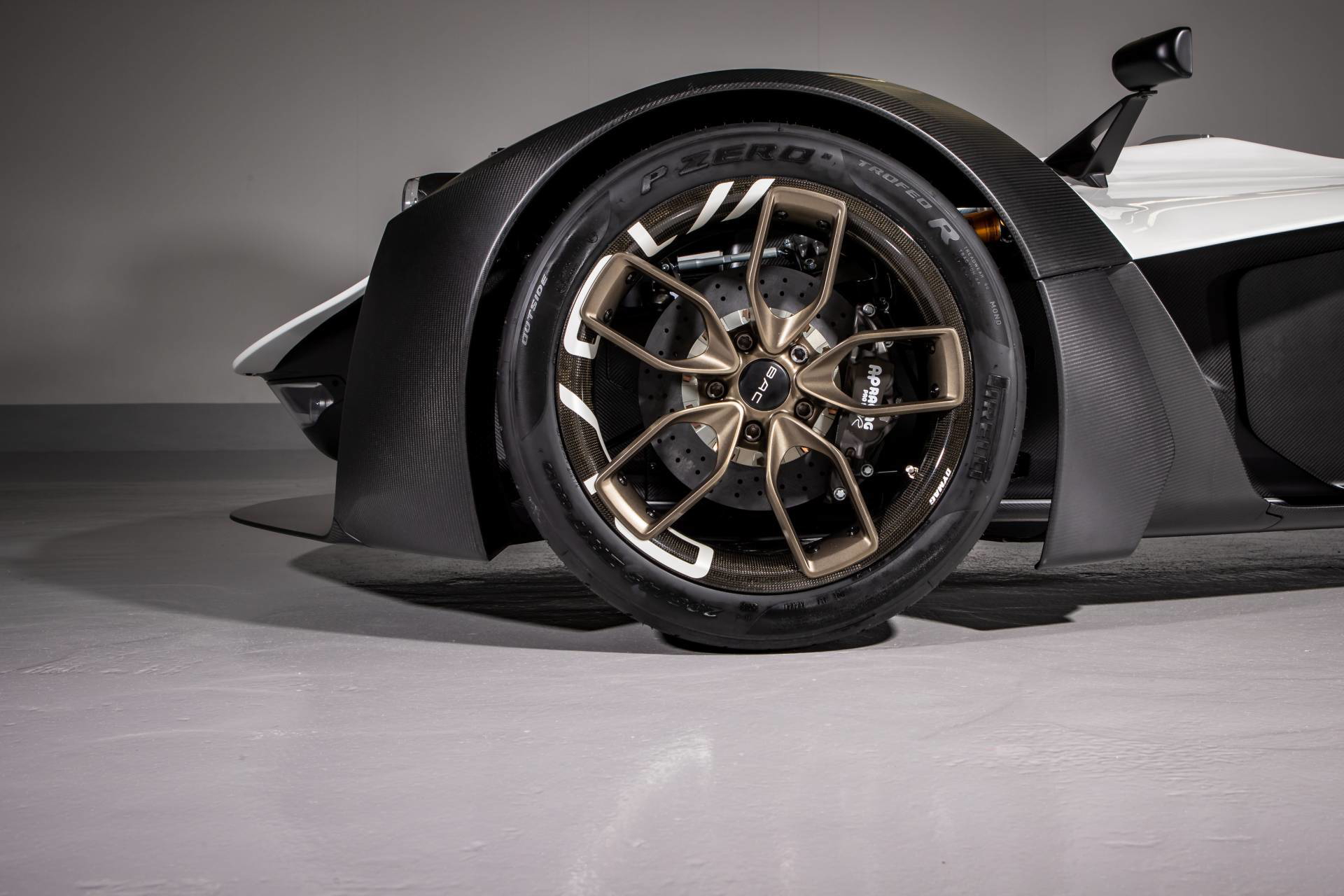 Bac Mono R 2020 12