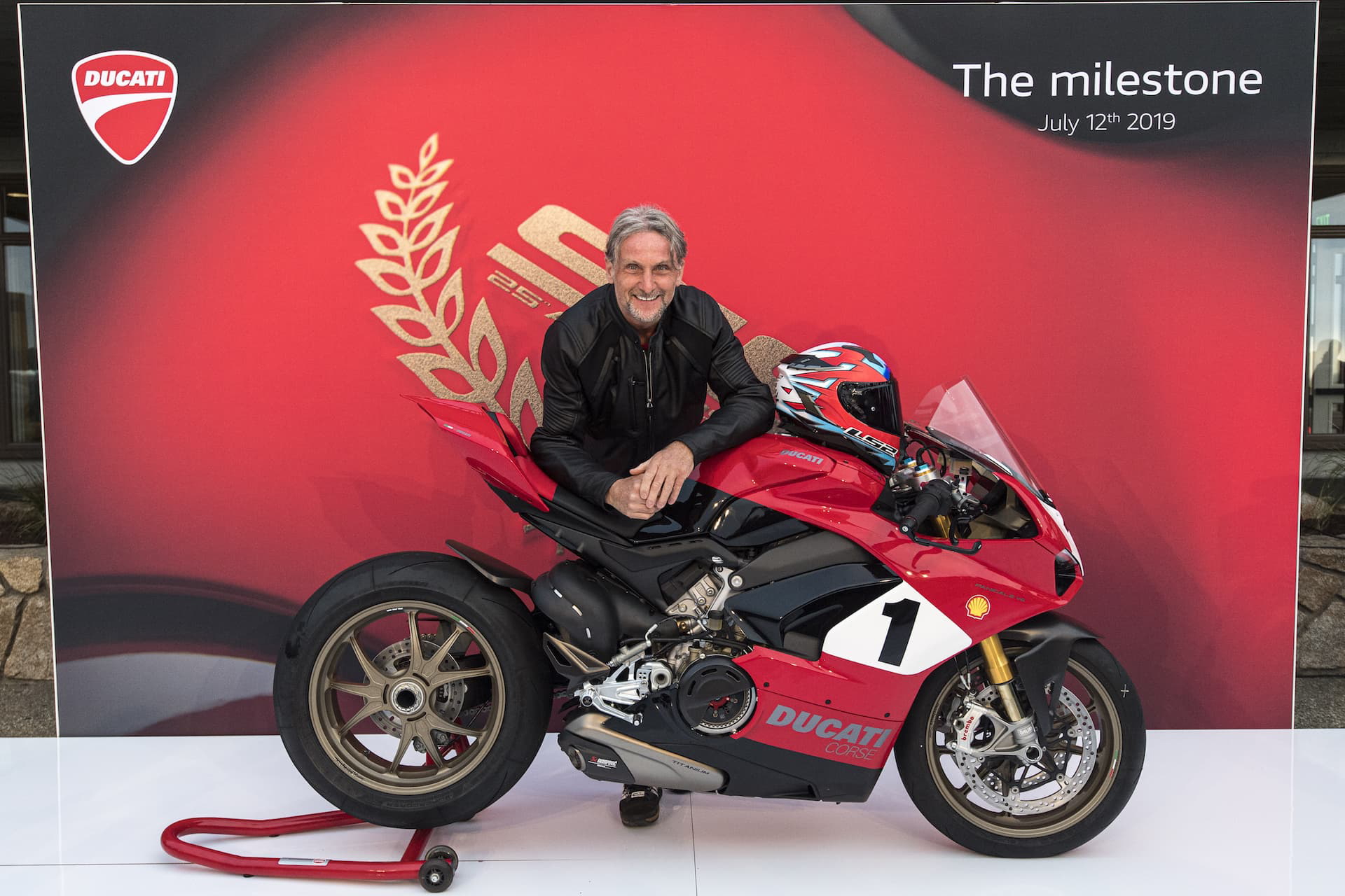 Ducati Panigale V4 Ap11374 Uc77868 High