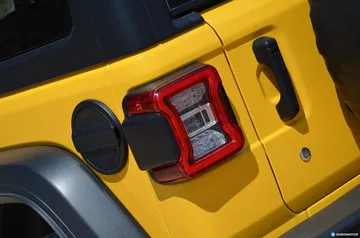 Jeep Wrangler Rubicon Exterior 04