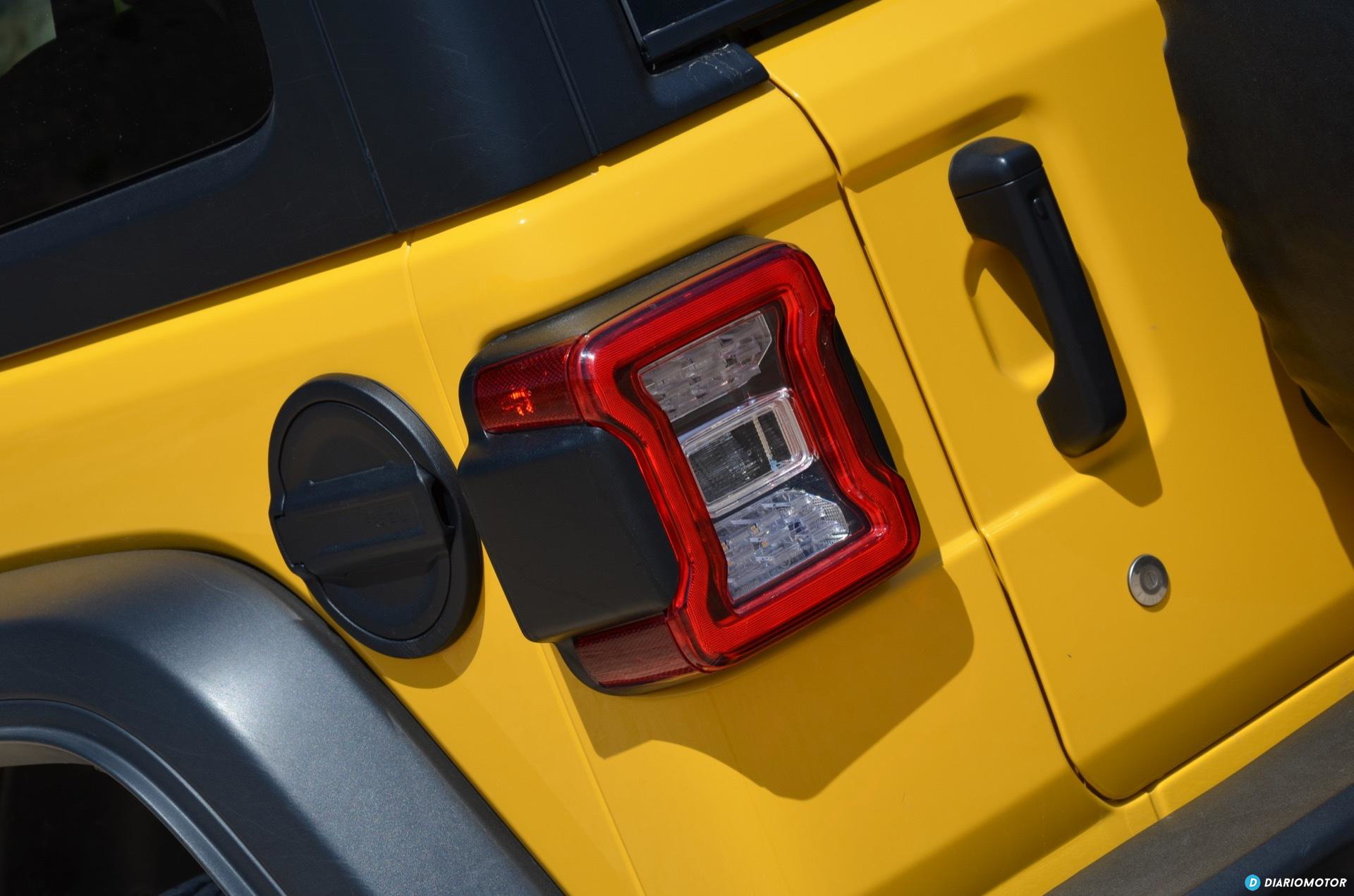 Jeep Wrangler Rubicon Exterior 04