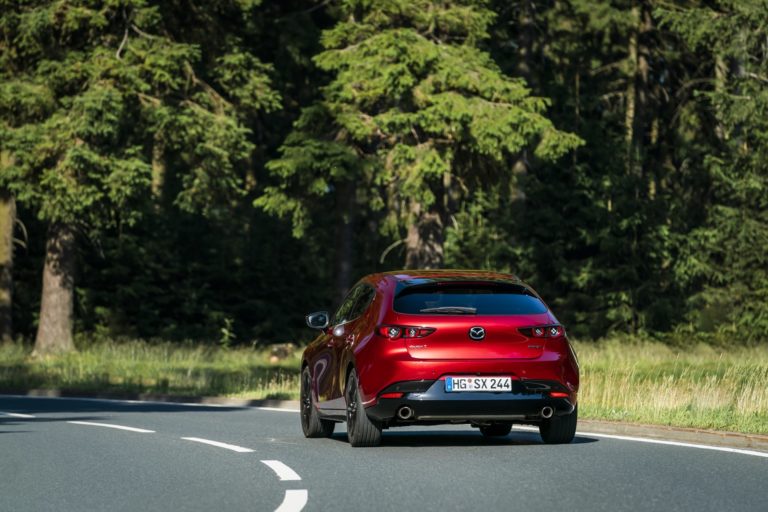 Mazda 3 Skactiv X Dinamica 00009 thumbnail Mazda 3 Skactiv X Dinamica 00009 thumbnail