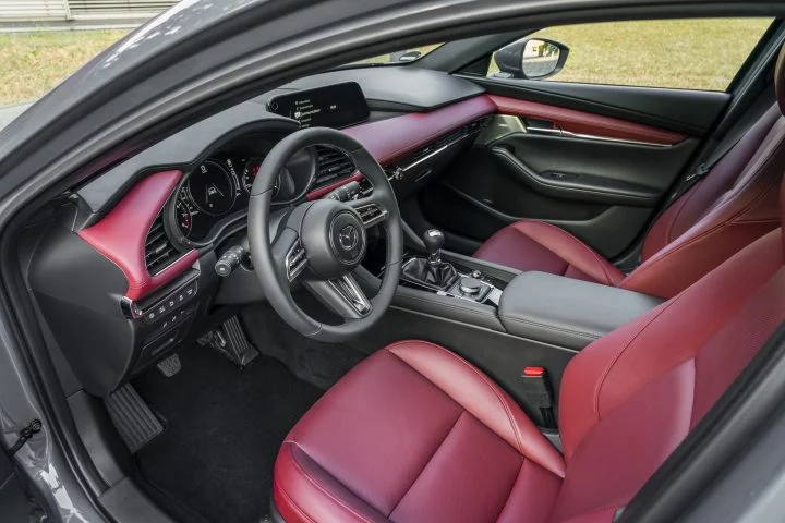 Mazda 3 Skactiv X Interior 00002